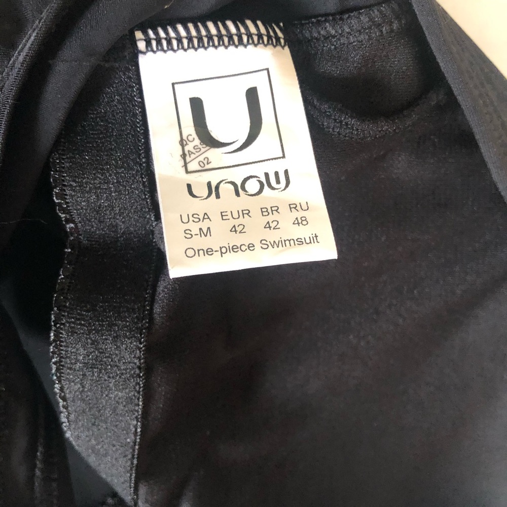 Unow swimsuit - Picture 4 of 5